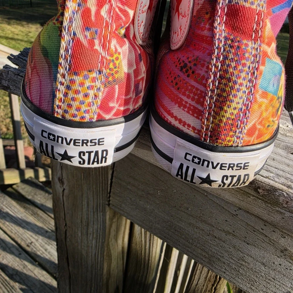 Converse vibrant pattern